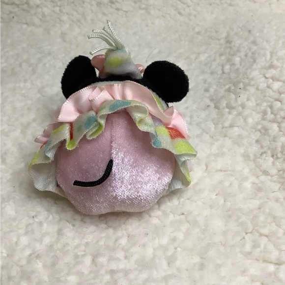 Disney Tsum Tsum Birthday Minnie Mouse Tiny Plush Stuffed Toy - Picture 4 of 7